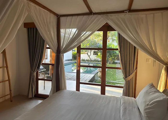 Light - Bali Villa *